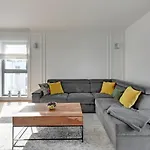 Seaside Mansion - Nadmorze